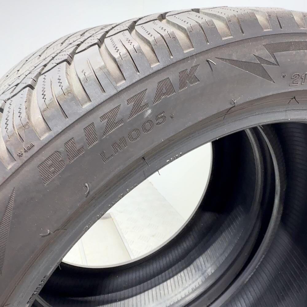 Gomme Usate 215 45 R18 93V XL Bridgestone Blizzak LM005 73% Invernali - immagine 8