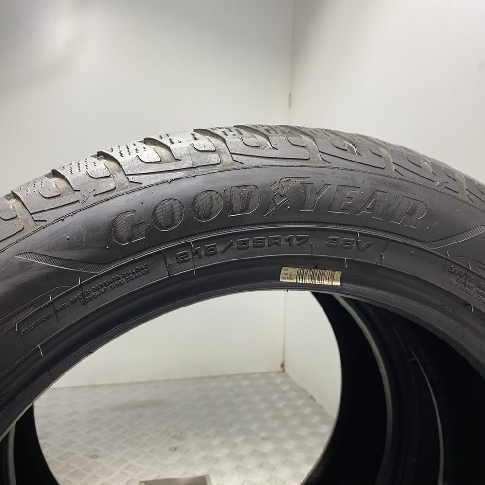 Gomme Usate 215 55 R17 98V XL Goodyear Ultragrip Performance+ 79% Invernali - immagine 8