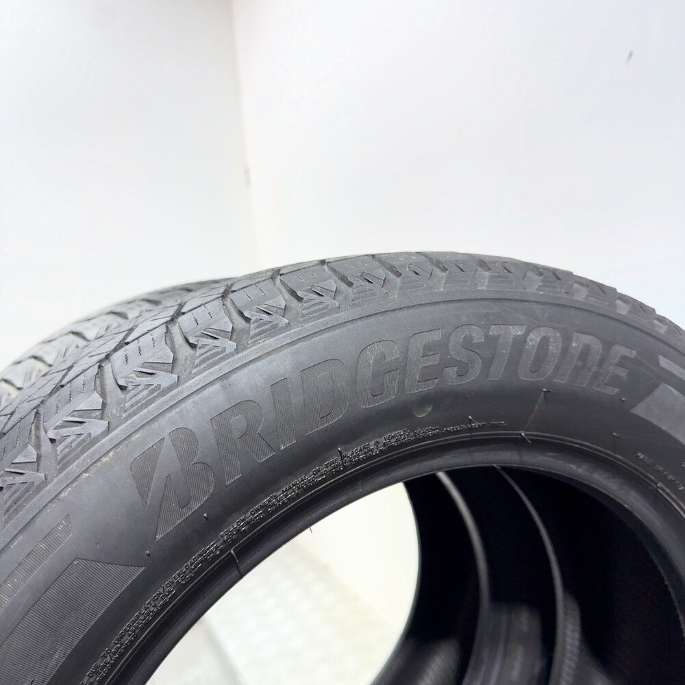Gomme Usate 215 60 R17 XL 100S Bridgestone Blizzak DM-V3 Invernali - immagine 9