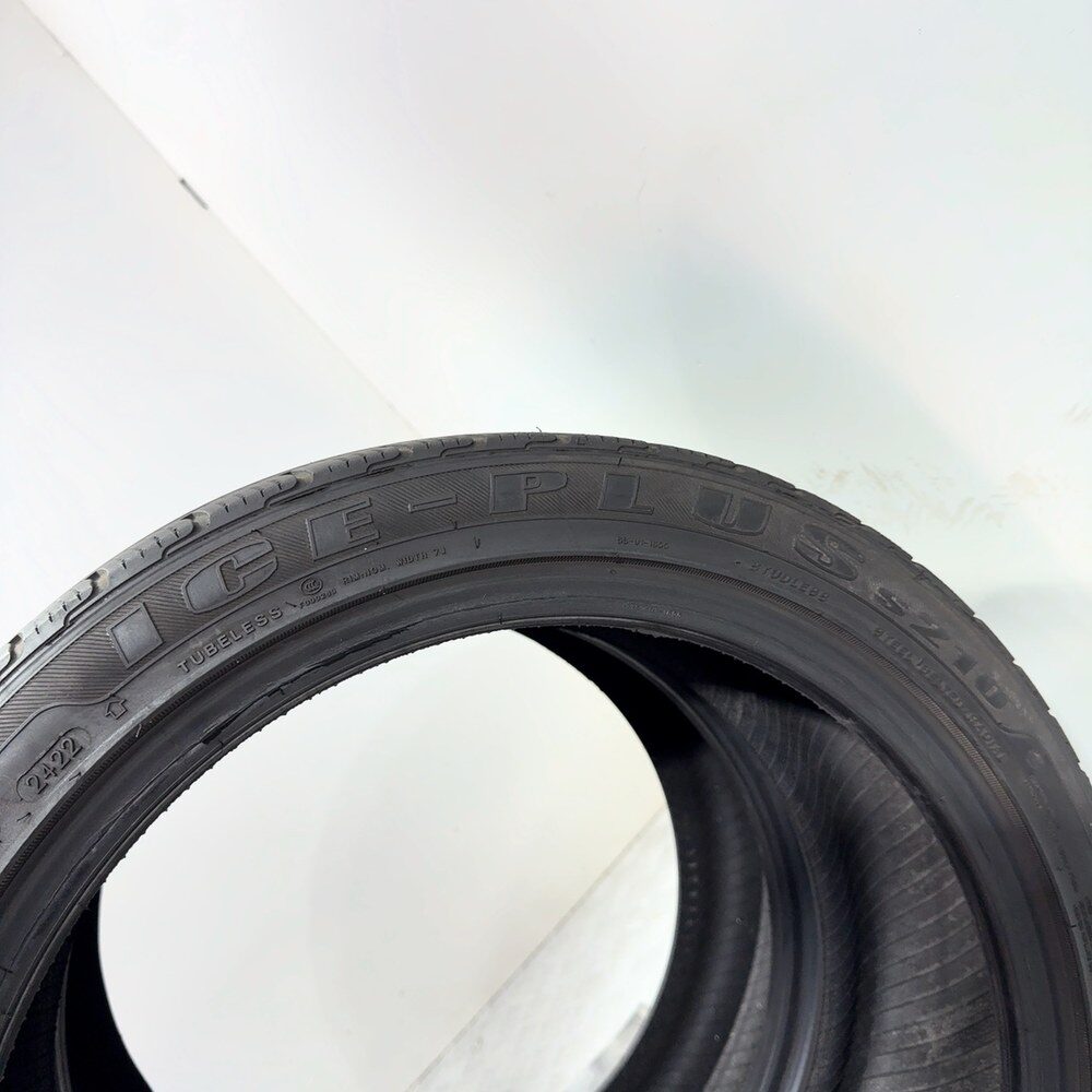 Gomme Usate 205 45 R17 88V XL Tracmax Ice-Plus S210 Invernali - immagine 9