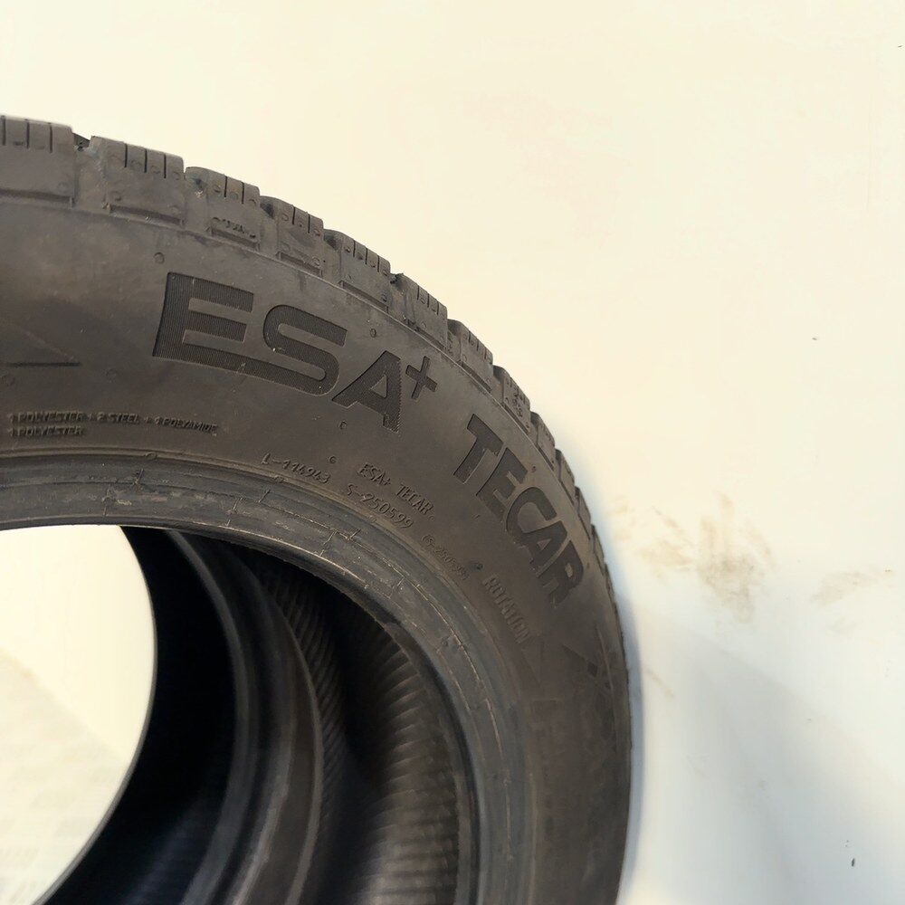 Gomme Usate 165 65 R14 79T Esa+ Tecar Supergrip Pro Invernali - immagine 9