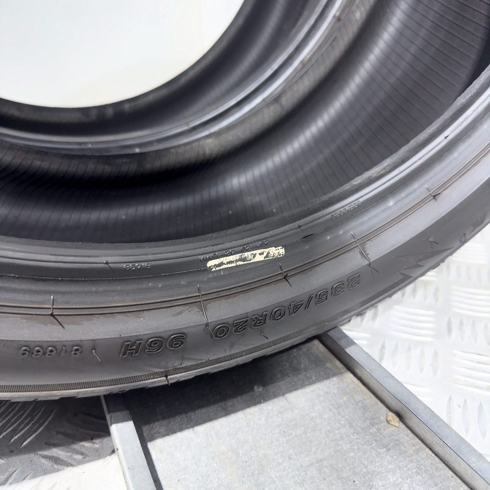 Gomme Usate 235 40 R20 96H XL Bridgestone Blizzak LM005 79% Invernali - immagine 10