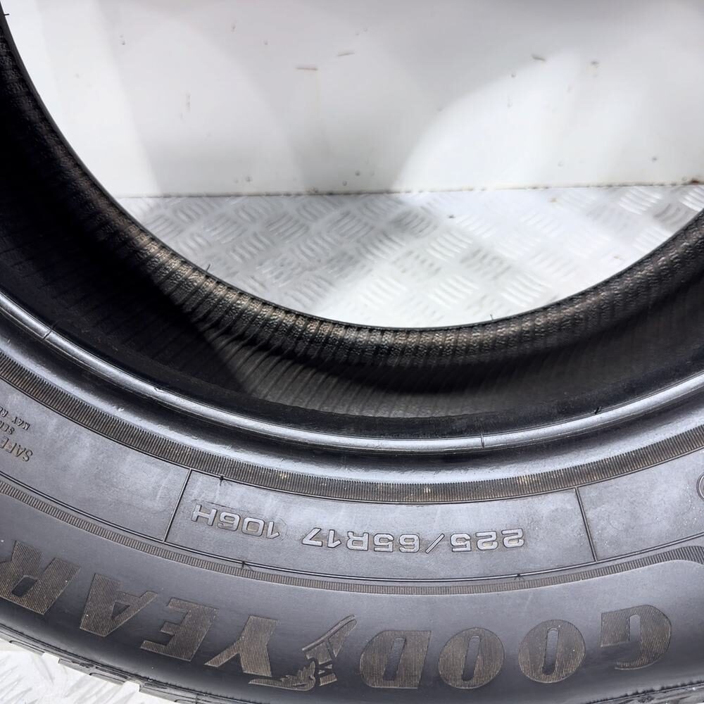 Gomme Usate 225 65 R17 106H XL Goodyear Ultragrip Performance+ SUV Invernali - immagine 10