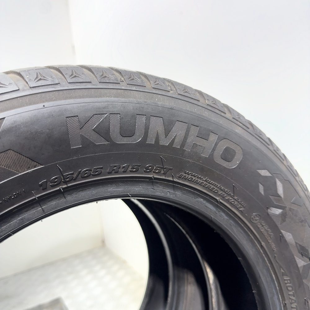Gomme Usate 195 65 R15 95T Kumho Wintercraft WP52 98% Invernali - immagine 10