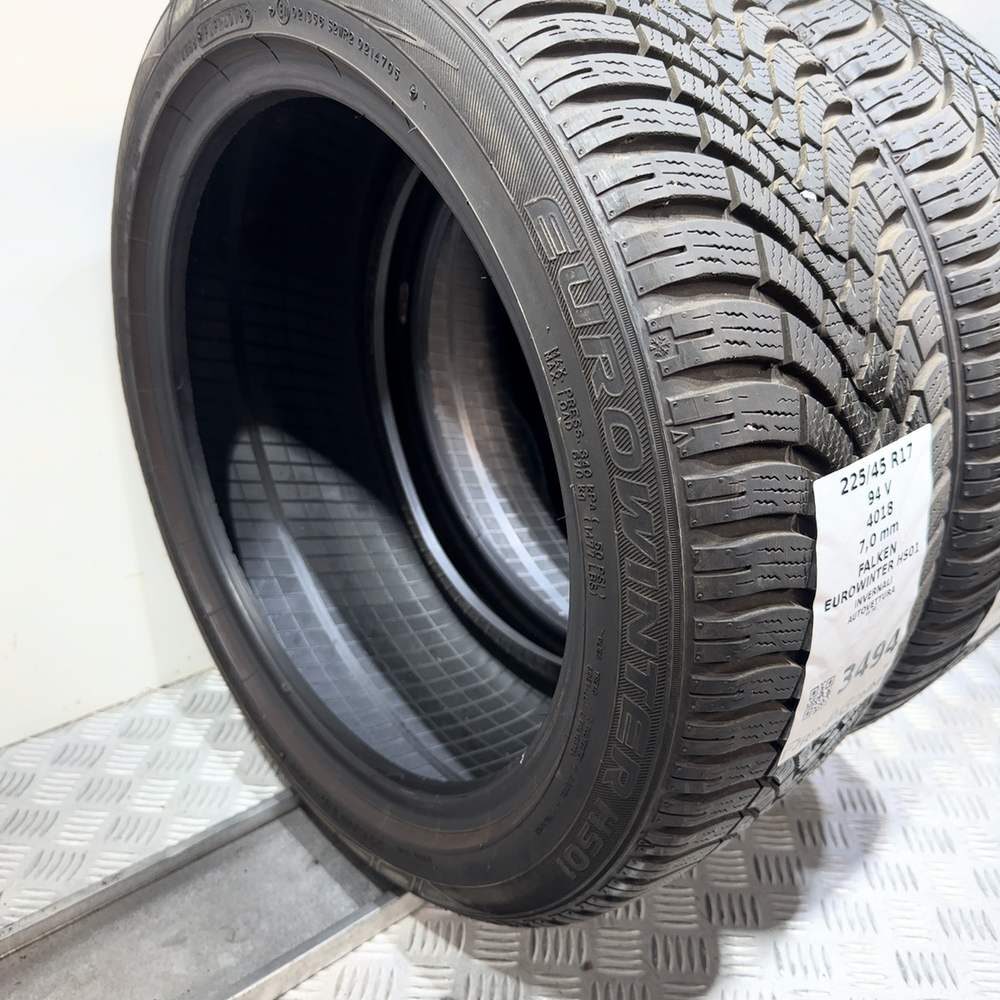 Gomme Usate 225 45 R17 XL 94V Falken Eurowinter HS01 98% Invernali - immagine 13