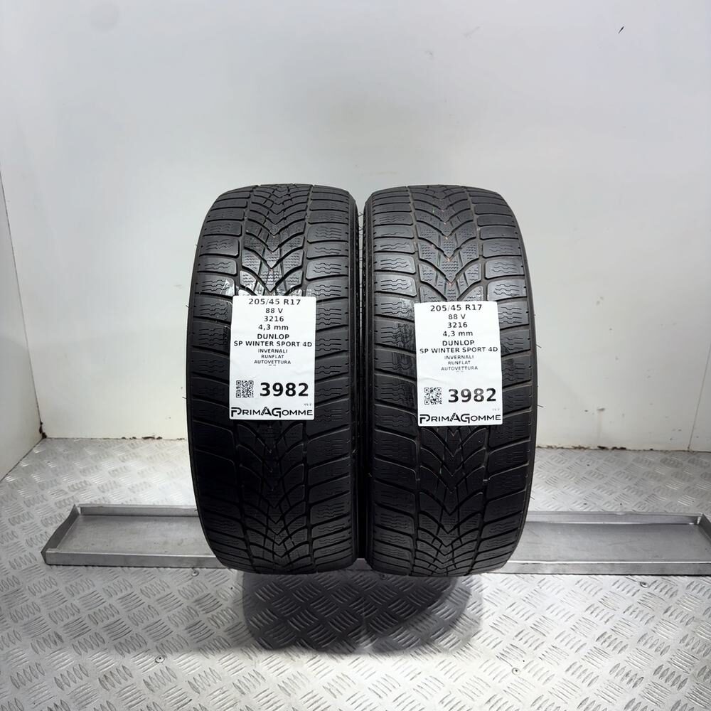 Gomme Usate 205 45 R17 88V Dunlop SP Winter Sport 4D RunFlat Invernali