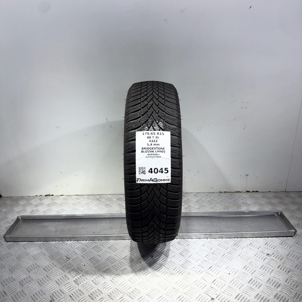 Gomma Usata 175 65 R15 88T XL Bridgestone Blizzak LM005 77% Invernale