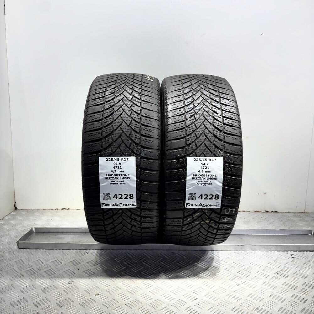 Gomme Usate 225 45 R17 94V Bridgestone Blizzak LM005 Invernali
