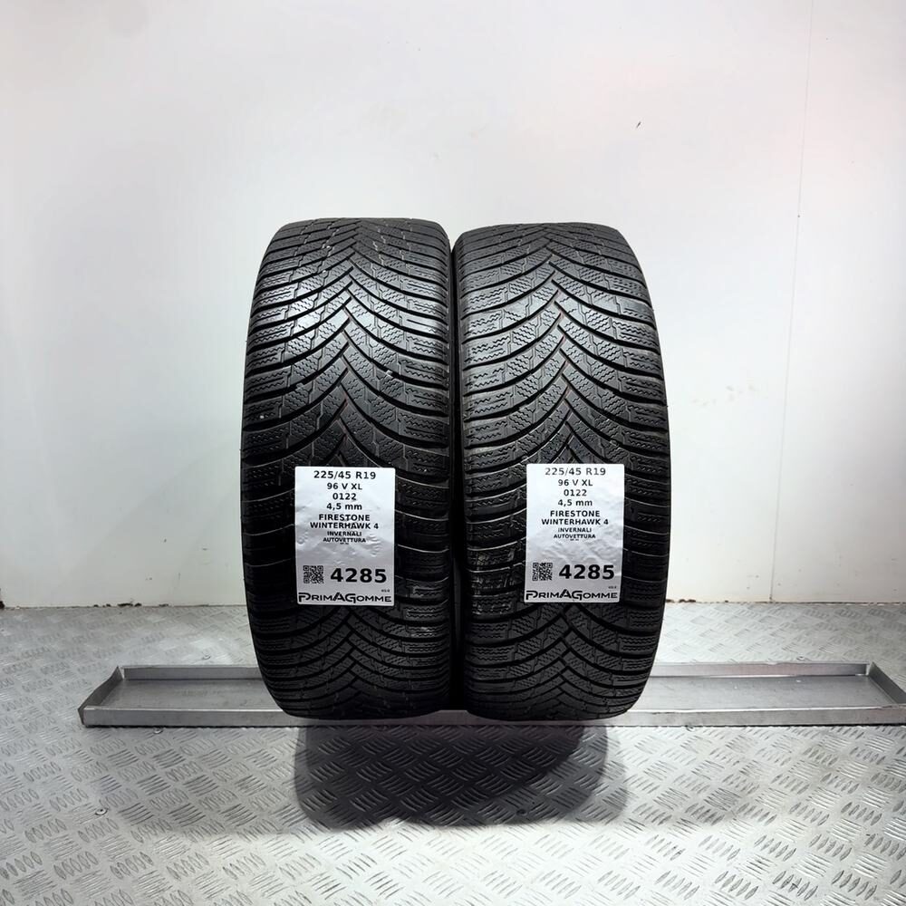 Gomme Usate 225 45 R19 96V XL Firestone Winterhawk 4 Invernali