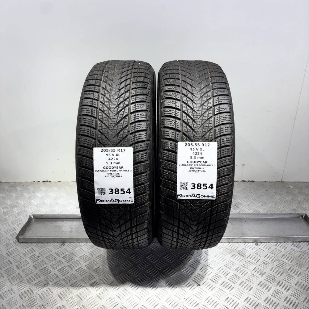 Gomme Usate 205 55 R17 95V XL Goodyear Ultragrip Performance 3 76% Invernali