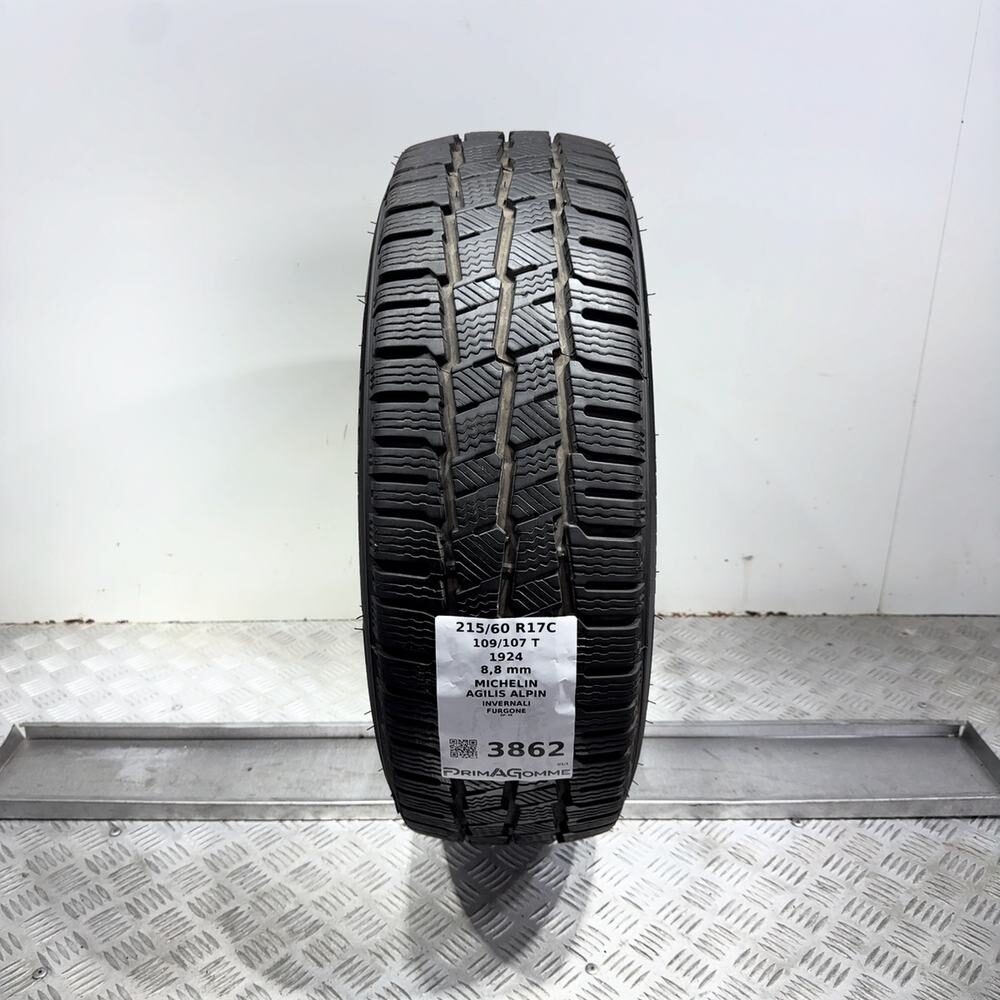 Gomma Usata 215 60 R17C 109/107T Michelin Agilis Alpin 98% Invernale