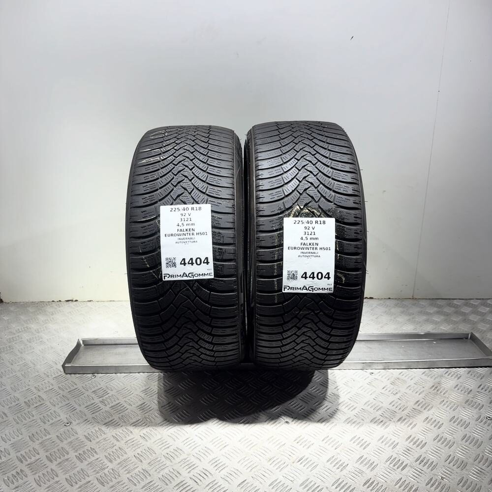 Gomme Usate 225 40 R18 92V Falken Eurowinter HS01 Invernali
