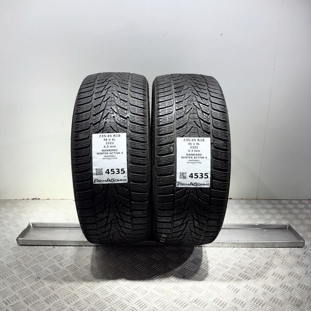 Gomme Usate 235 45 R18 98V XL Nankang Winter Activa 4 Invernali