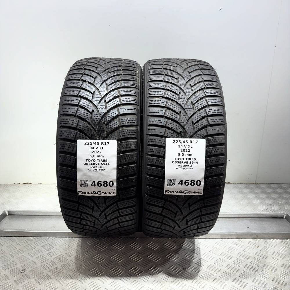 Gomme Usate 225 45 R17 94V XL Toyo Tires Observe S944 71% Invernali