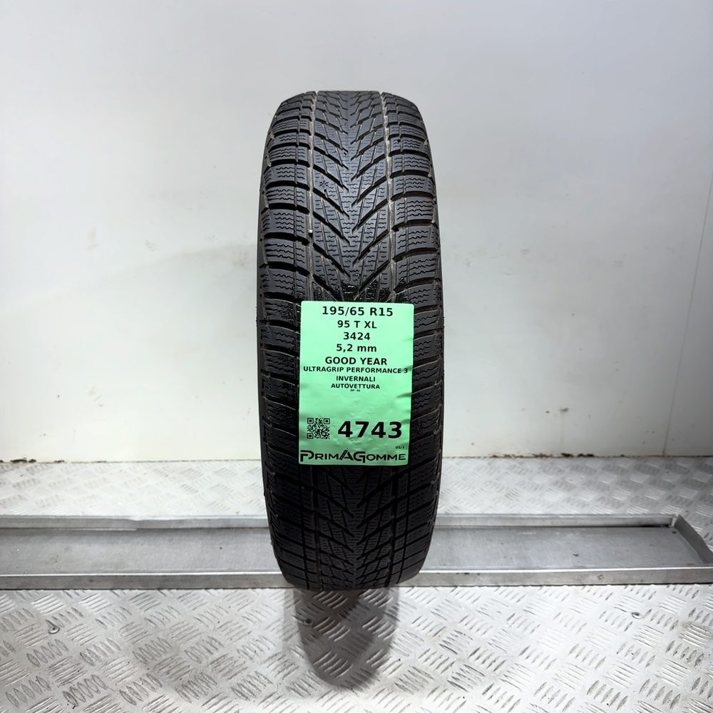 Gomma Usata 195 65 R15 95T XL Good Year Ultragrip Performance 3 74% Invernale