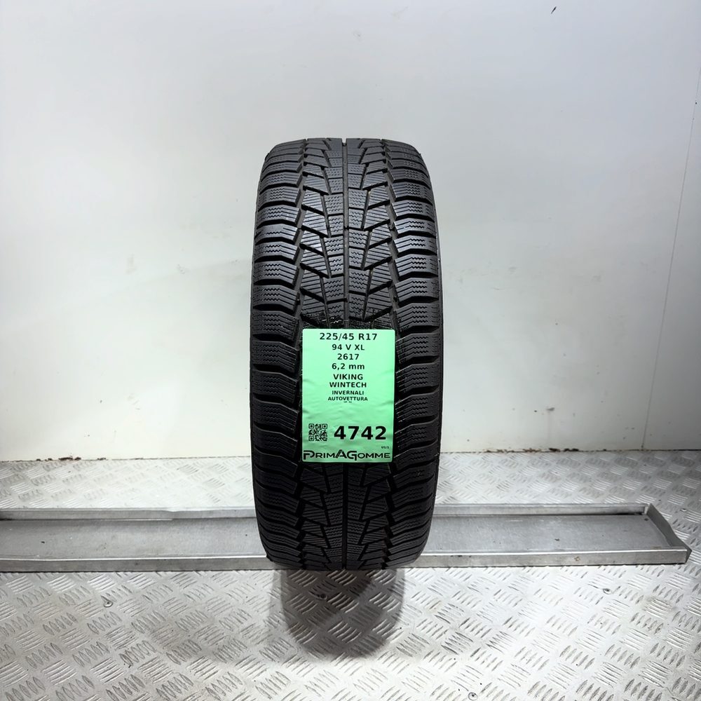 Gomma Usata 225 45 R17 94V XL Viking Wintech 89% Invernale
