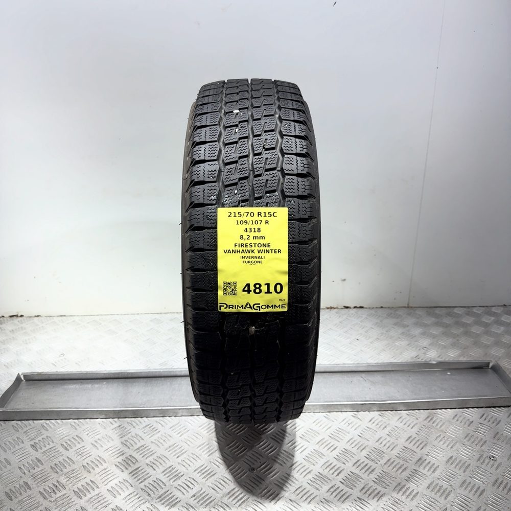 Gomma Usata 215 70 R15C 109/107R Firestone Vanhawk Winter 98% Invernale