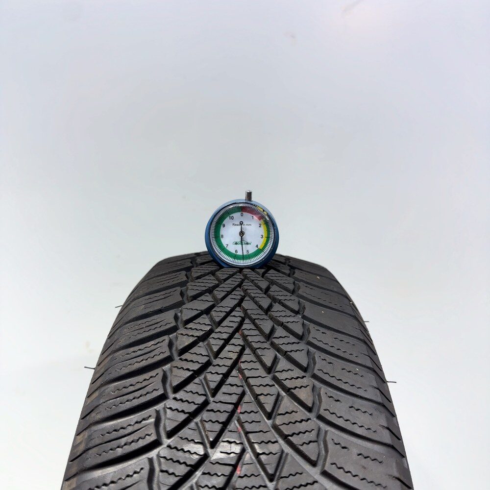 Gomma Usata 175 65 R15 88T XL Bridgestone Blizzak LM005 77% Invernale - immagine 2
