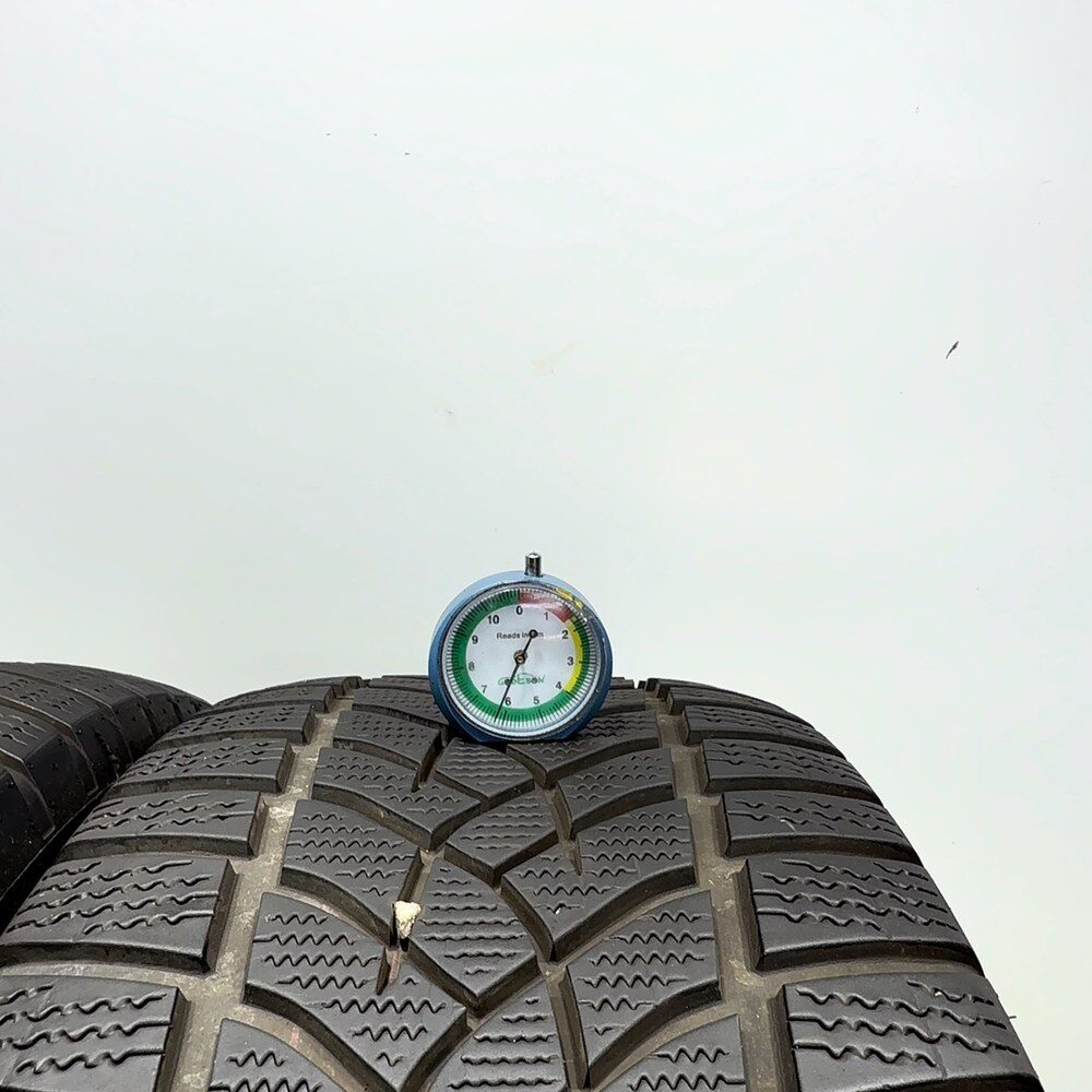 Gomme Usate 235 55 R19 105T XL Goodyear Ultragrip Performance+ 89% Invernali - immagine 2
