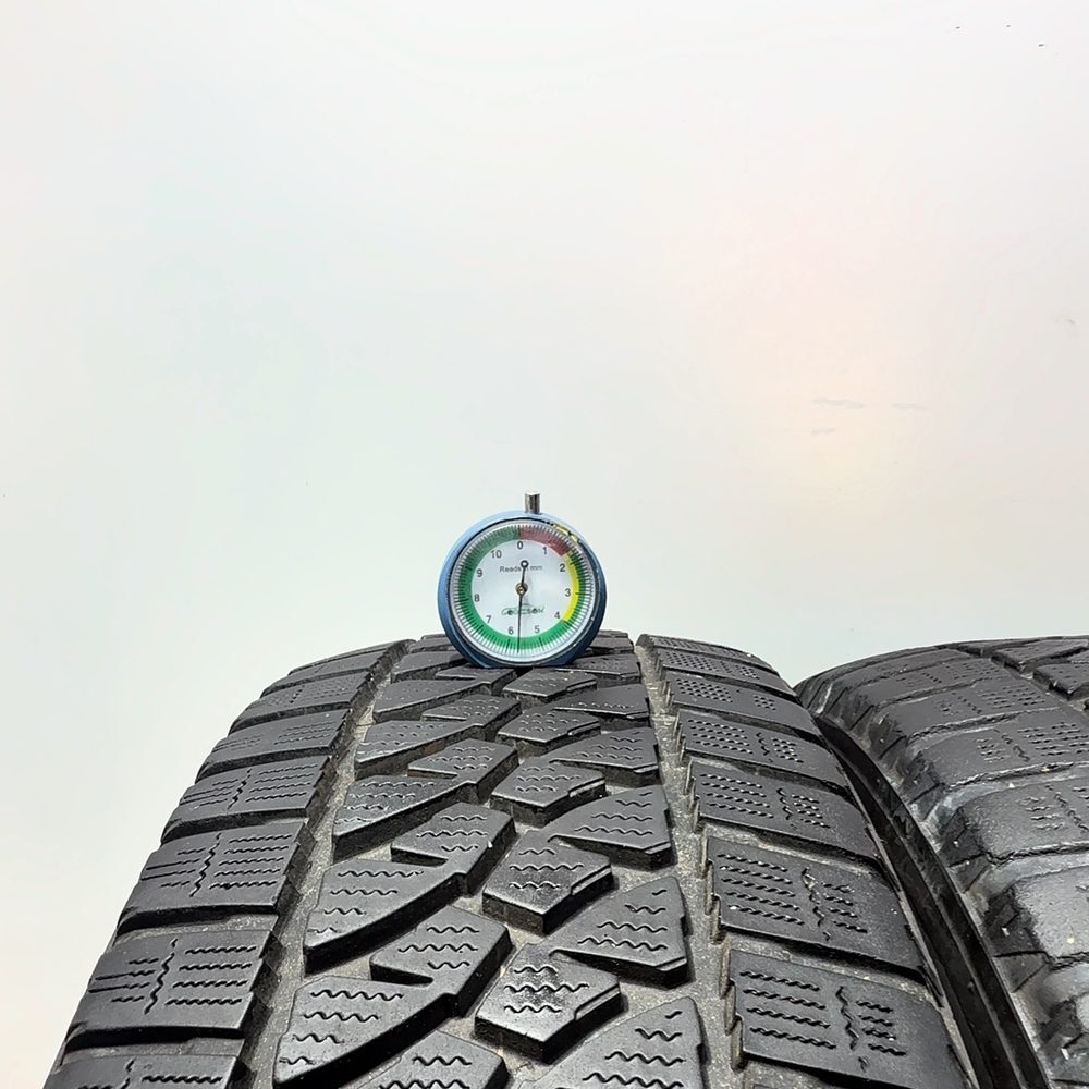 Gomme Usate 215 65 R16C 109/107T Bridgestone Blizzak W810 81% Invernali - immagine 2
