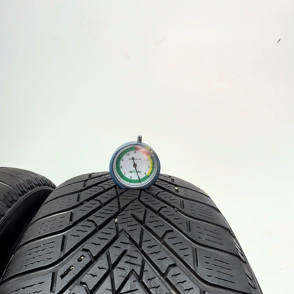 Gomme Usate 205 55 R16 94H XL Pirelli Cinturato Winter 2 77% Invernali - immagine 2