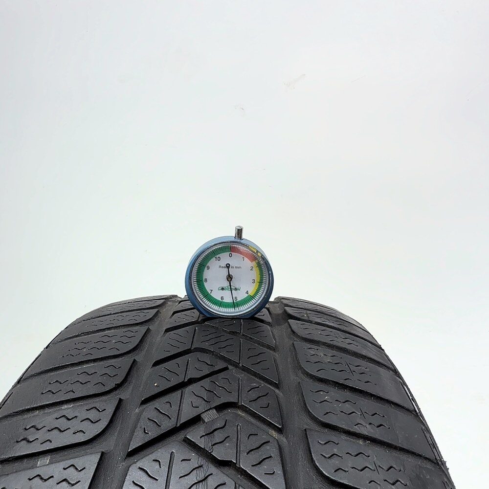 Gomma Usata 225 40 R18 92V XL Pirelli Winter Sottozero 3 74% Invernali - immagine 2