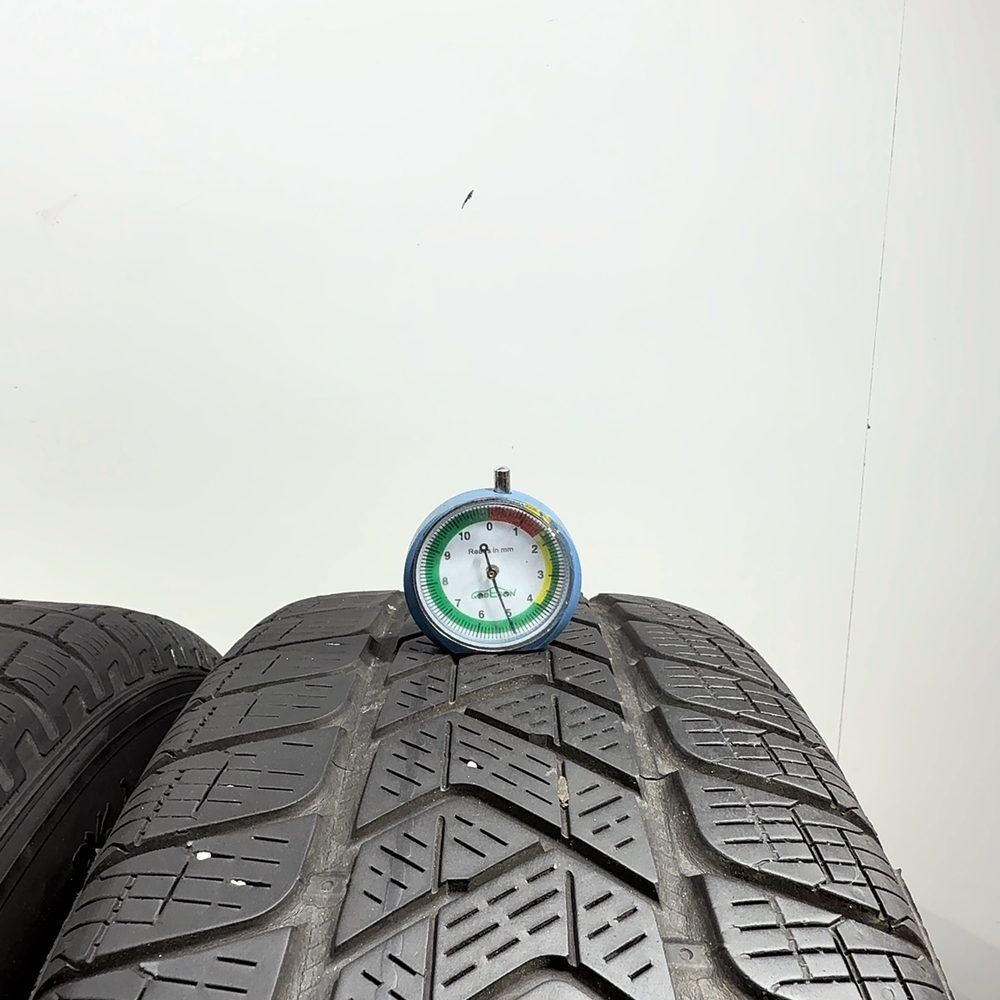 Gomme Usate 215 65 R16 98H Pirelli Scorpion Winter 71% Invernali - immagine 2