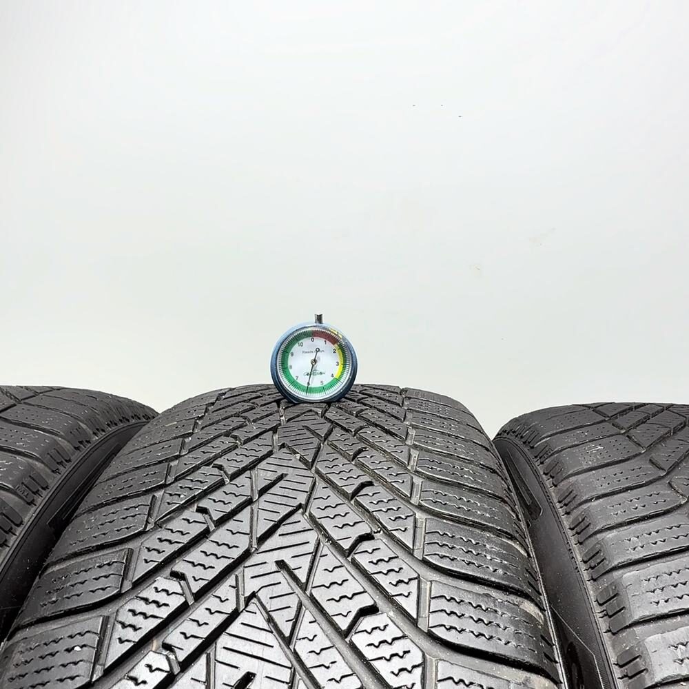 Gomme Usate 235 50 R20 104V XL Pirelli Scorpion Winter 2 86% Invernali - immagine 2