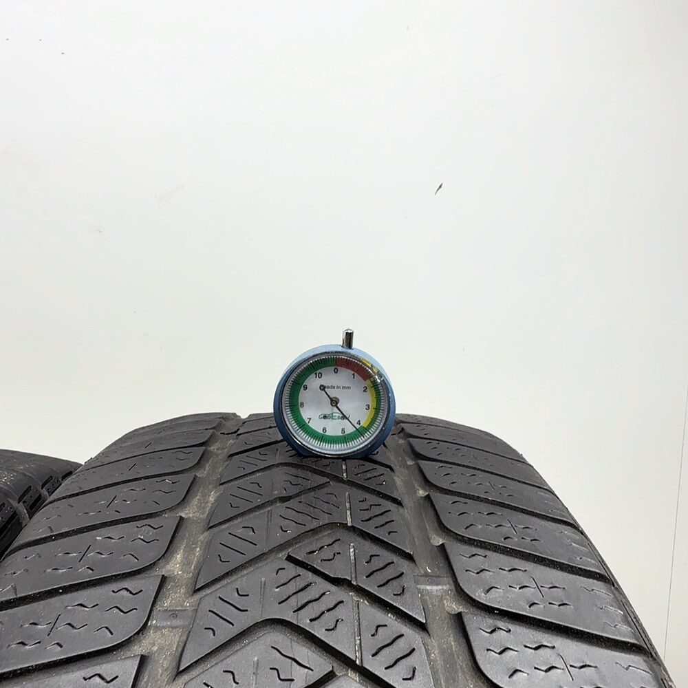 Gomme Usate 245 45 R19 102V XL Pirelli Winter Sottozero 3 Invernali - immagine 2