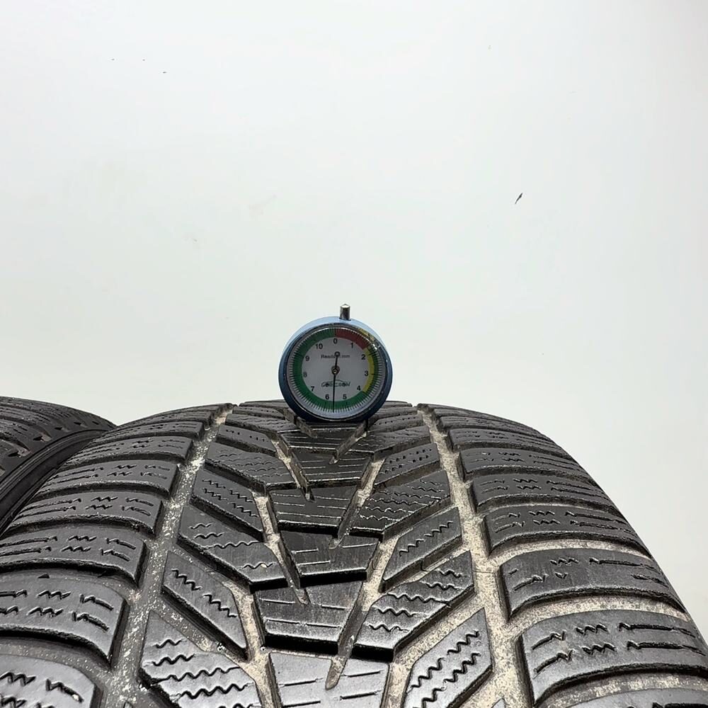 Gomme Usate 255 40 R20 101W XL Hankook Winter I*Cept Evo3 80% Invernali - immagine 2