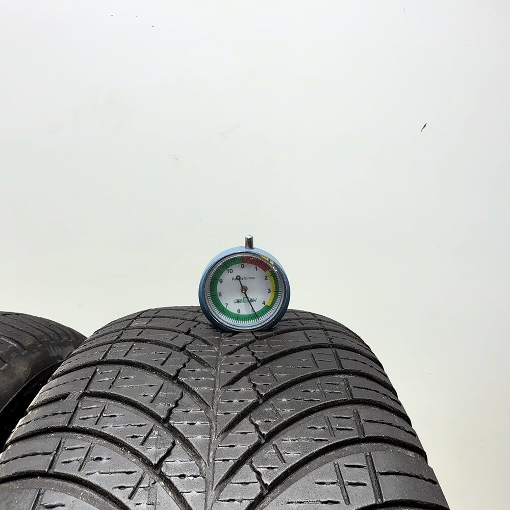 Gomme Usate 215 60 R17 100H Goodyear Vector 4Seasons 4 Stagioni - immagine 2