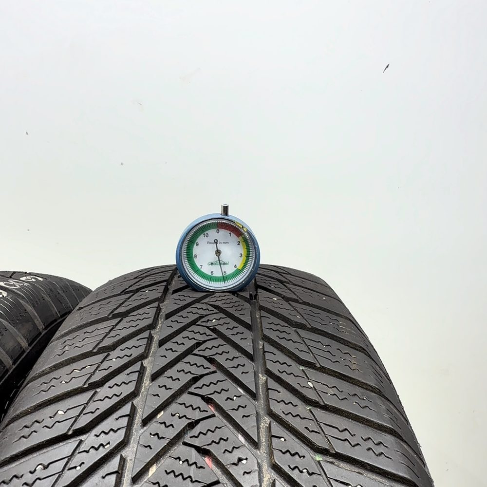 Gomme Usate 215 65 R16 98H Esa+ Tecar Supergrip Pro 74% Invernali - immagine 2