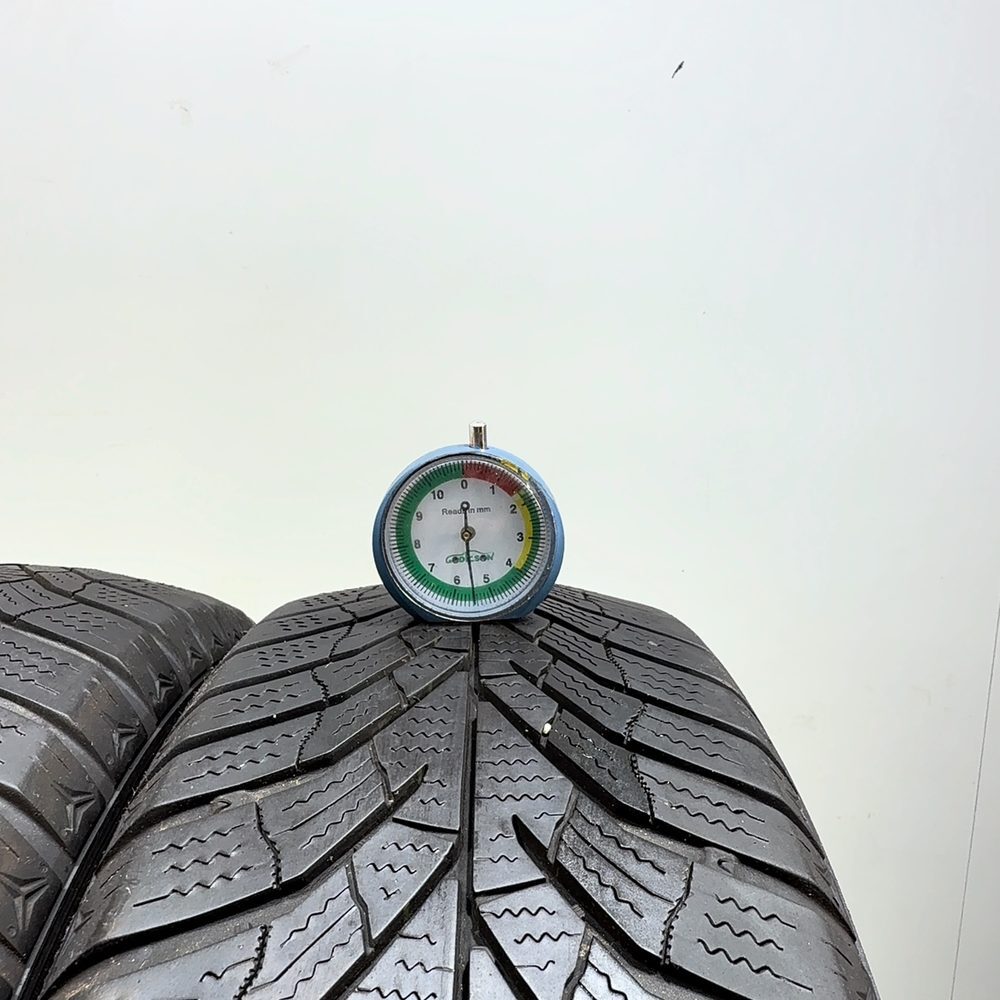 Gomme Usate 165 65 R14 79T Kumho Wintercraft WP52 79% Invernali - immagine 2