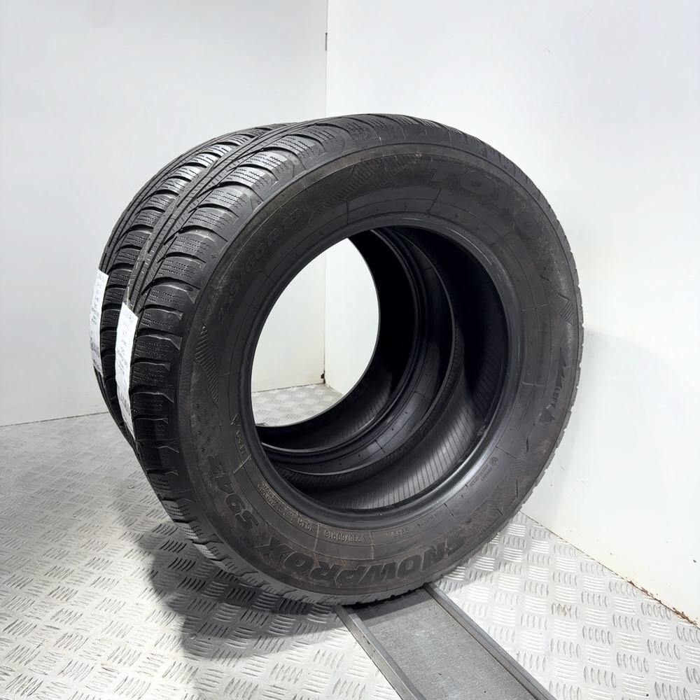 Gomme Usate 235 60 R16 104H XL Toyo Snowprox S943 77% Invernali - immagine 4