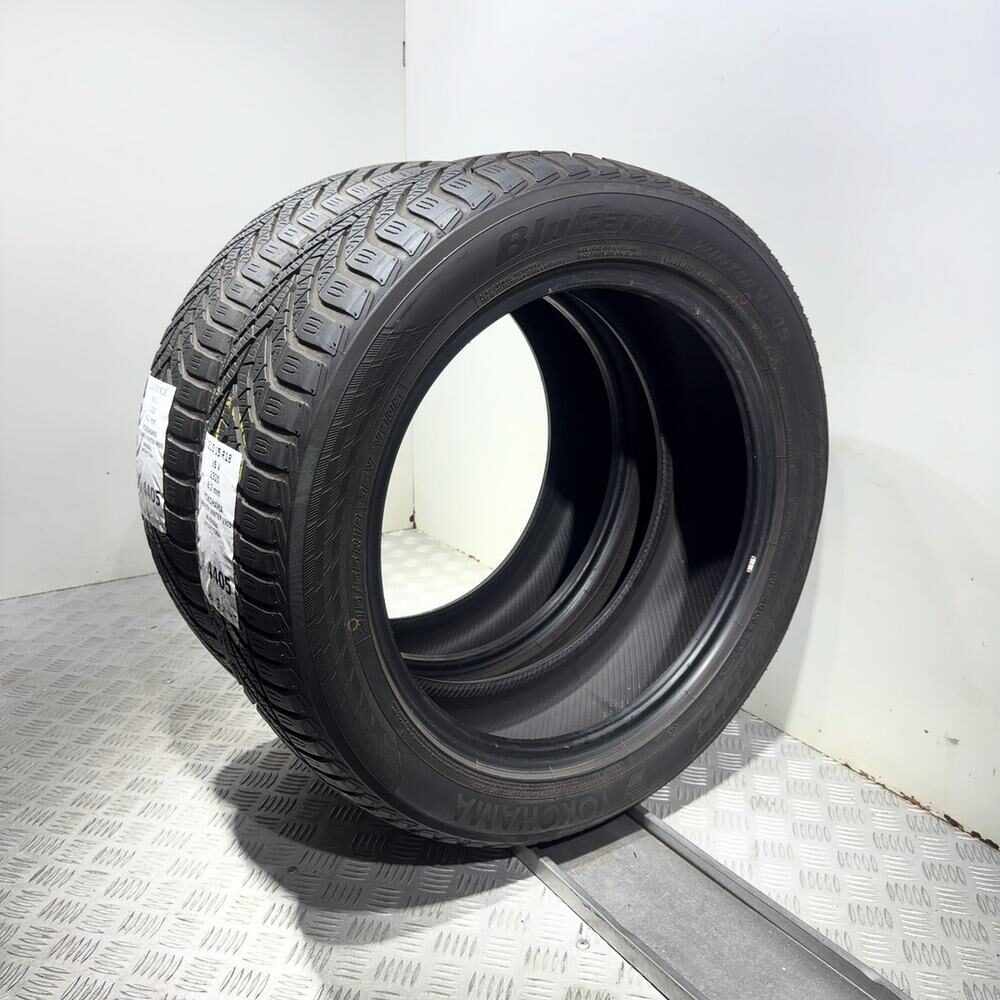 Gomme Usate 215 55 R18 95V Yokohama Bluearth Winter V905 89% Invernali - immagine 4