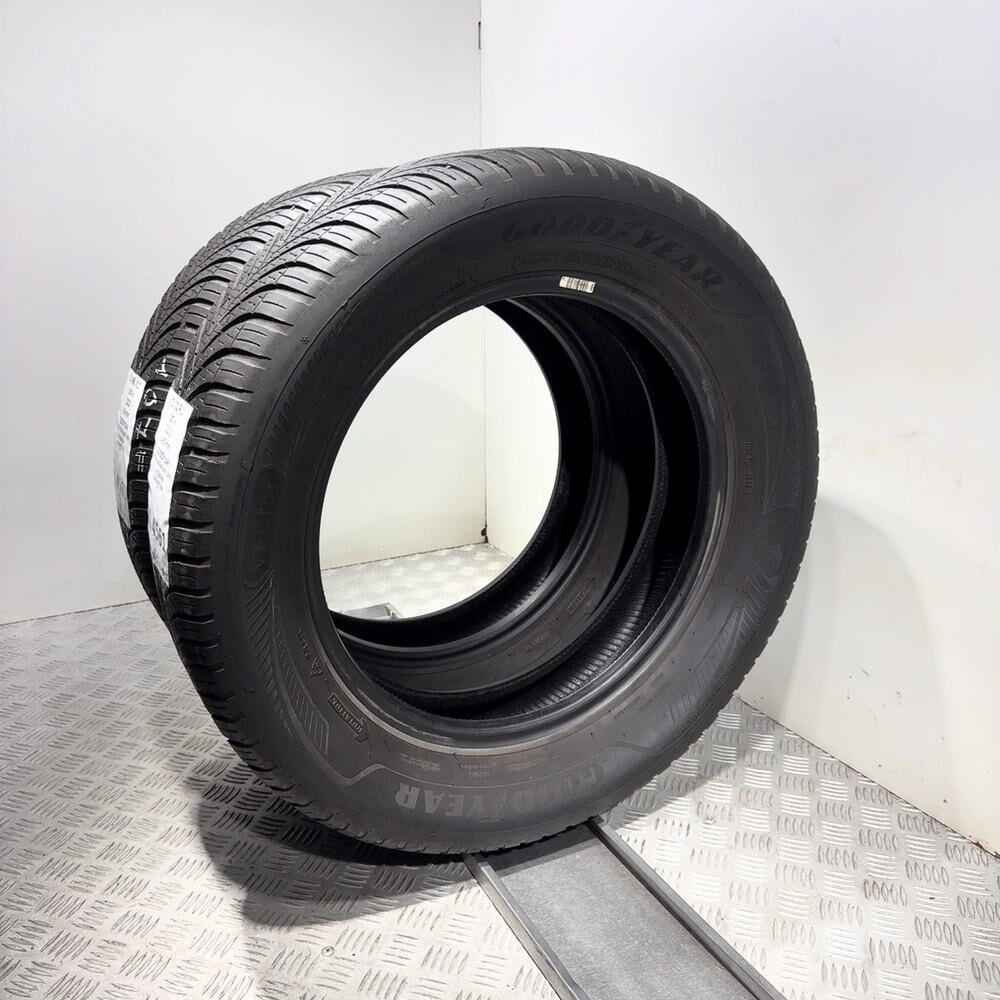 Gomme Usate 215 60 R17 100H Goodyear Vector 4Seasons Gen-3 4 Stagioni - immagine 4
