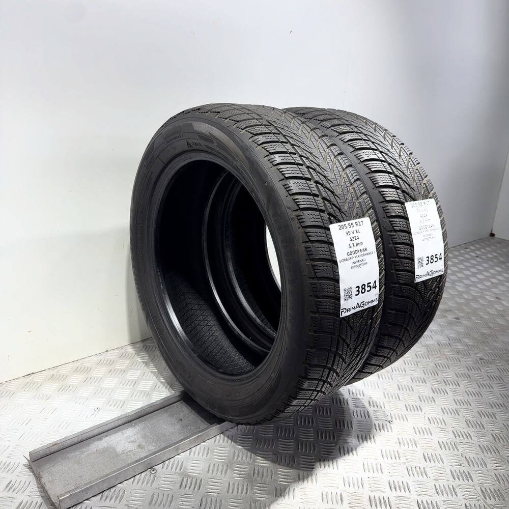 Gomme Usate 205 55 R17 95V XL Goodyear Ultragrip Performance 3 76% Invernali - immagine 5