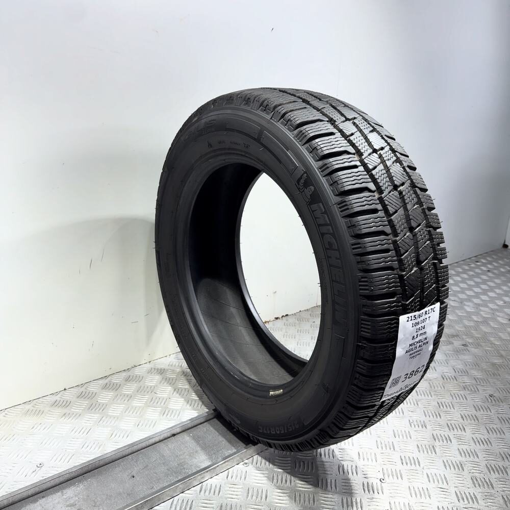 Gomma Usata 215 60 R17C 109/107T Michelin Agilis Alpin 98% Invernale - immagine 5