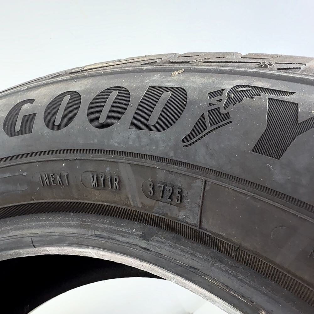 Gomma Usata 215 60 R17 96H Goodyear Ultragrip Performance+ SUV 98% Invernale - immagine 6