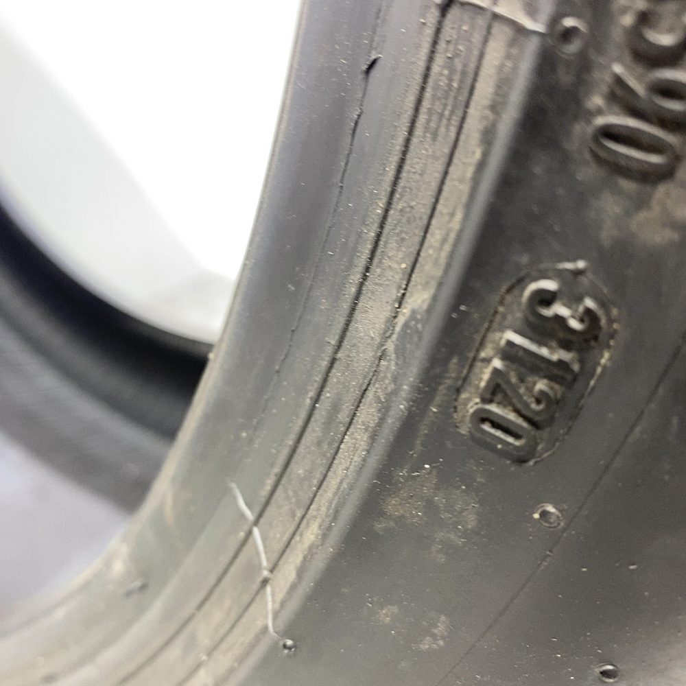 Gomma Usata 285 40 R20 108V XL Pirelli P Zero Winter 71% Invernale - immagine 7