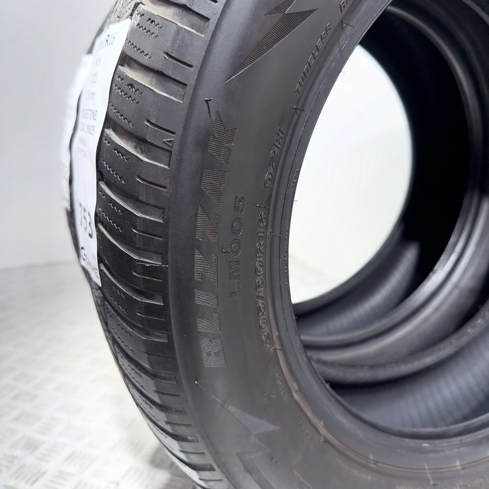 Gomme Usate 205 60 R16 92H Bridgestone Blizzak LM005 Invernali - immagine 7