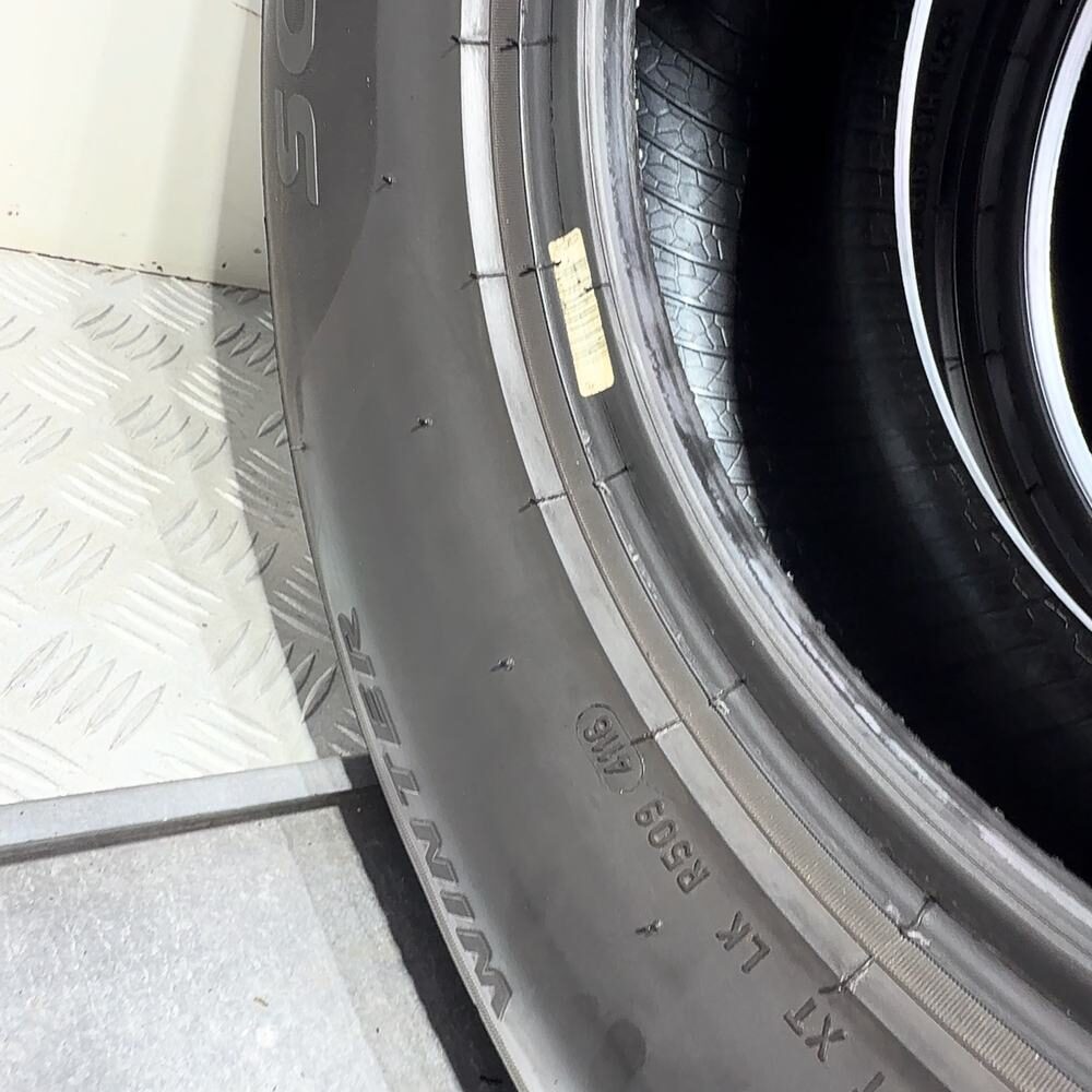 Gomme Usate 215 65 R16 98H Pirelli Winter Sottozero 3 Invernali - immagine 8