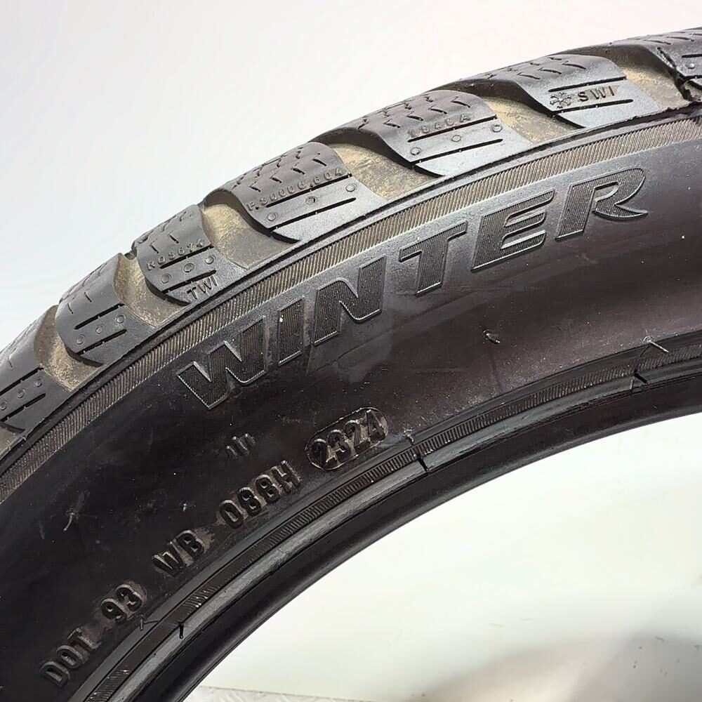 Gomme Usate 235 45 R18 98V Pirelli Winter Sottozero 3 Invernali - immagine 8