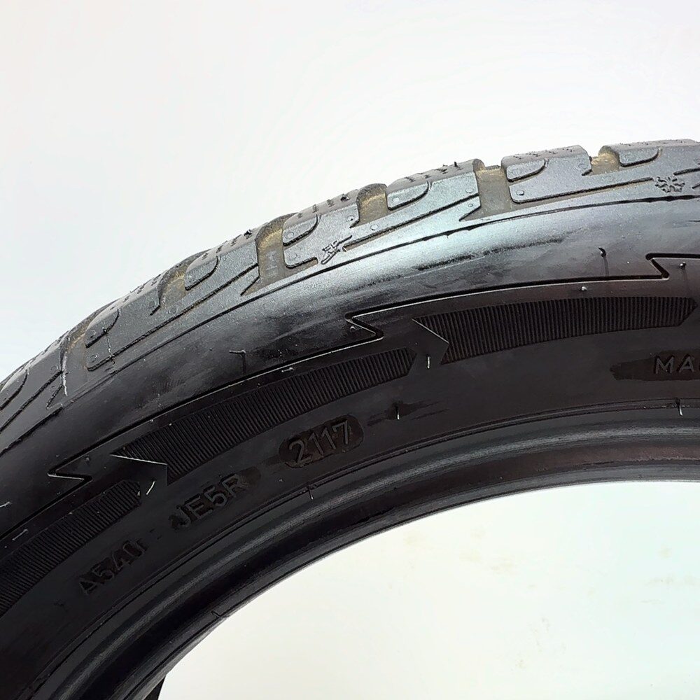 Gomme Usate 225 50 R17 XL 98H Goodyear Ultra Grip Performance Gen-1 Invernali - immagine 8