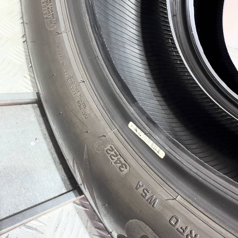 Gomme Usate 235 55 R19 105V XL Bridgestone Blizzak LM005 Invernali - immagine 8