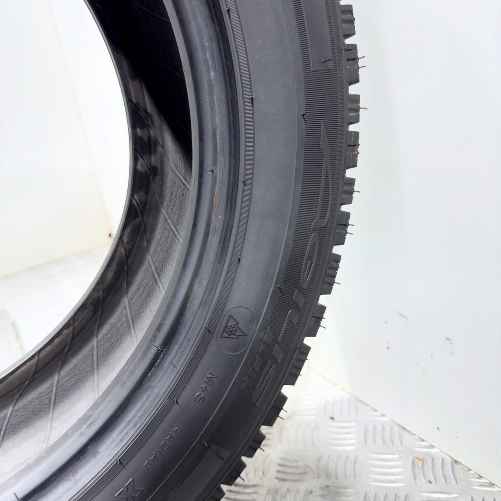 Gomma Usata 215 60 R17C 109/107T Michelin Agilis Alpin 98% Invernale - immagine 8
