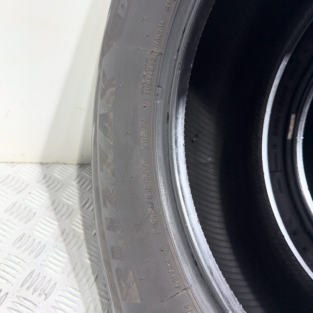 Gomme Usate 265 65 R17 112R Bridgestone Blizzak DM-V2 Invernali - immagine 8