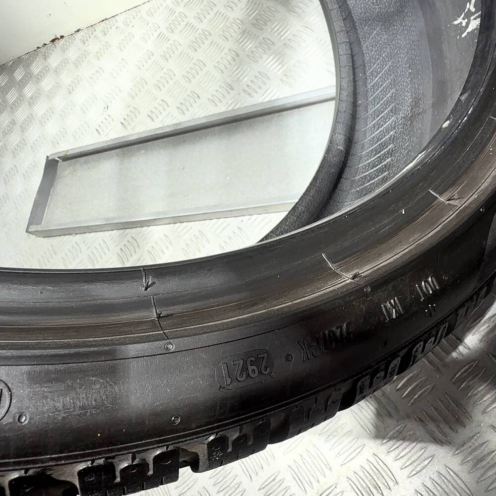 Gomme Usate 245 35 R20 91V Pirelli P Zero Winter 79% Invernali - immagine 8