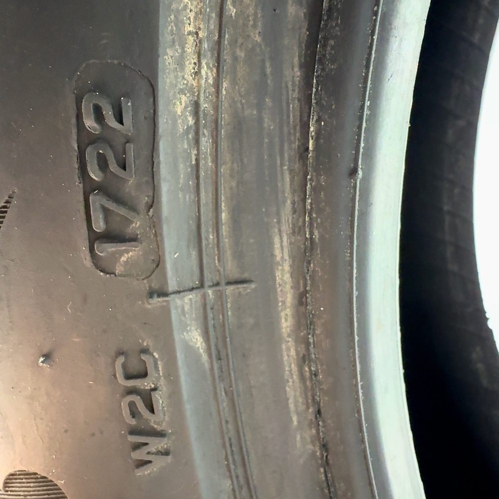 Gomme Usate 175 65 R15 88T XL Bridgestone Blizzak LM005 Invernali - immagine 8