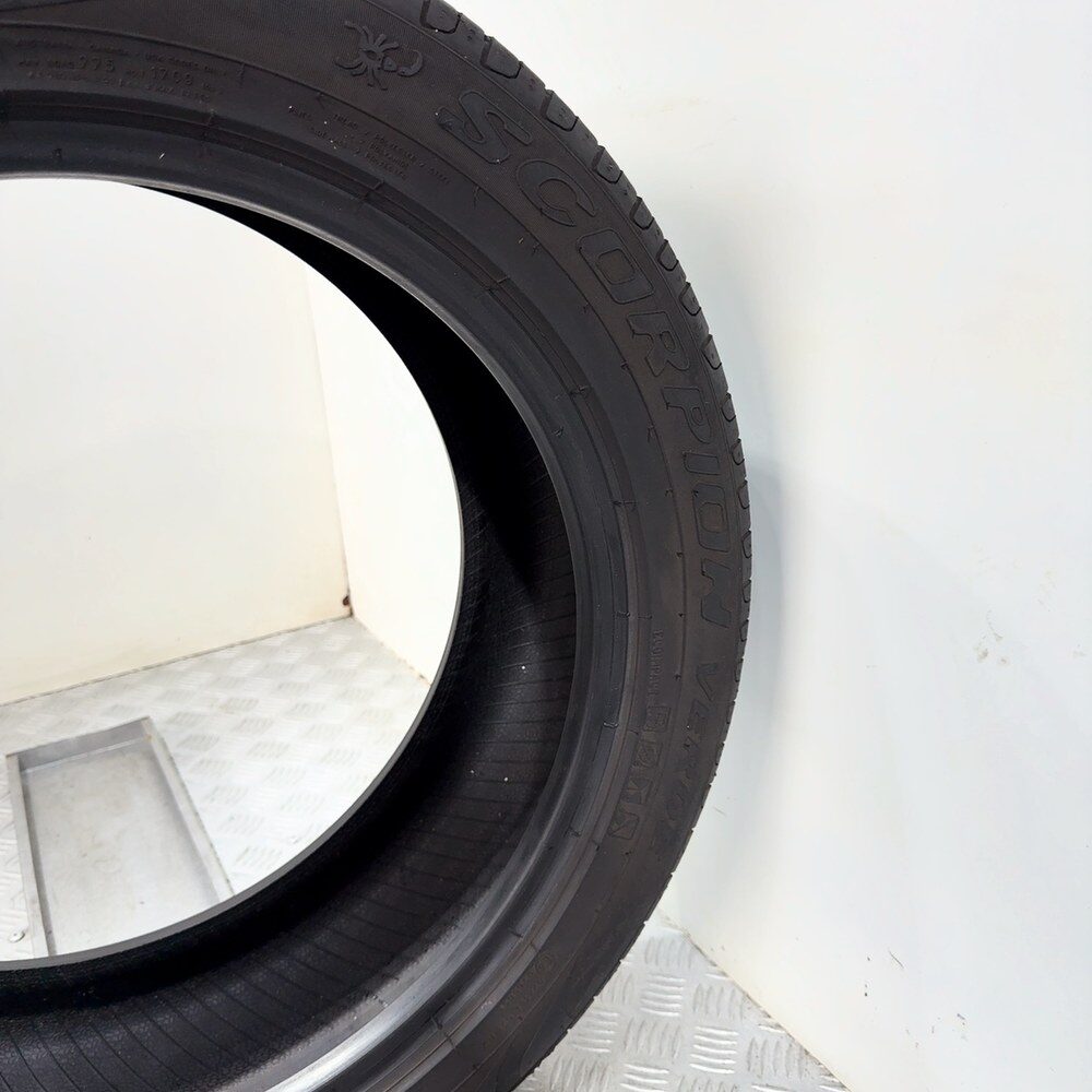 Gomma Usata 215 55 R18 99V XL Pirelli Scorpion Verde 83% Estivo - immagine 9